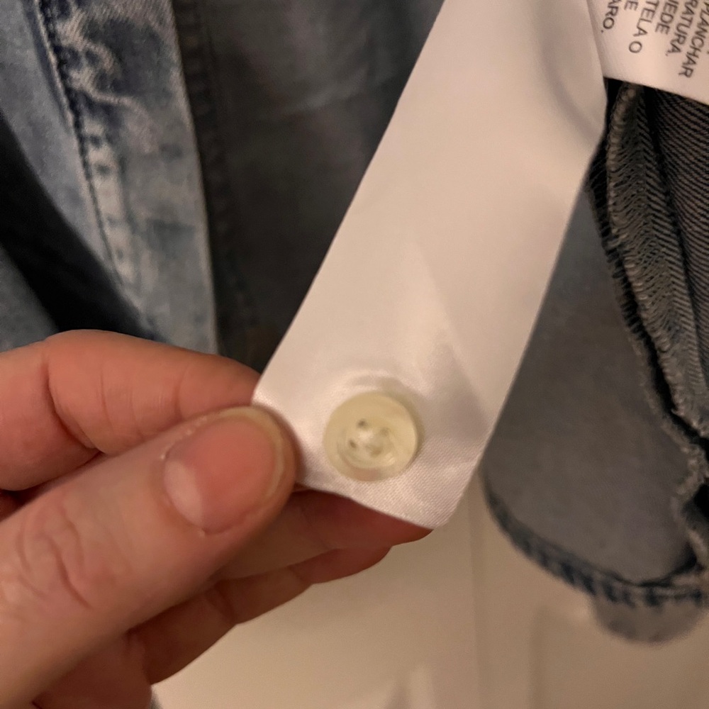 Frame Denim Button-Up Shirt with Puffed Sleeves - Picture 7 of 7
